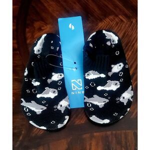 NWT NING WATER SHOES